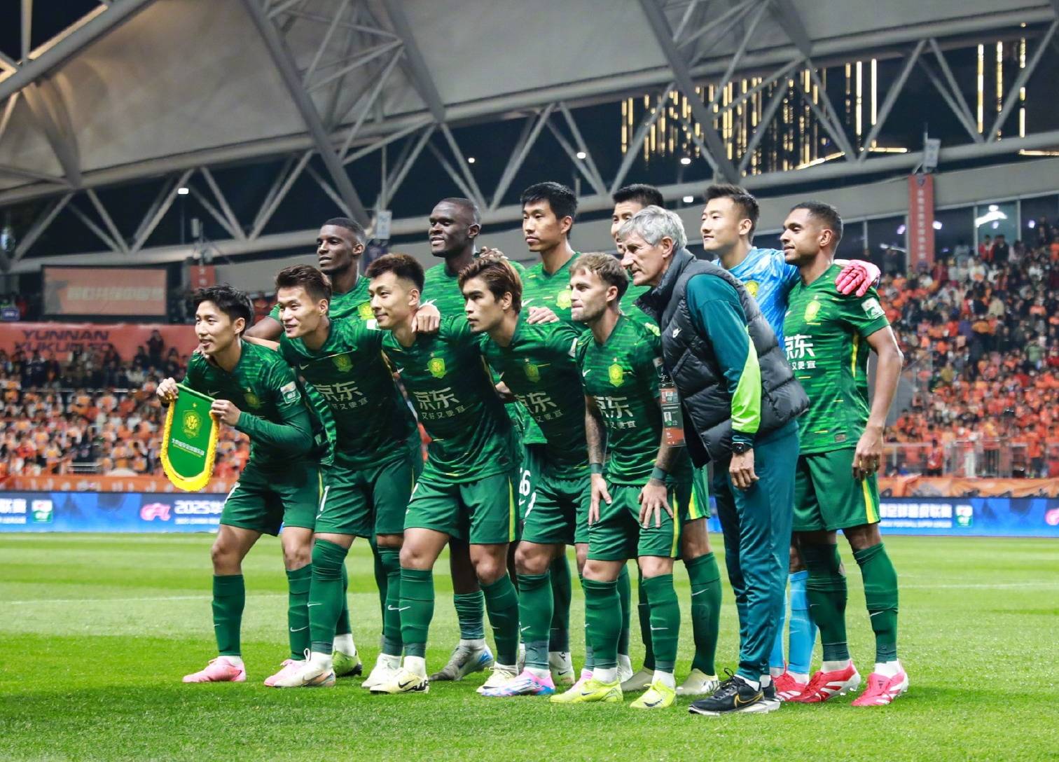 他必须与拜 他必须与拜