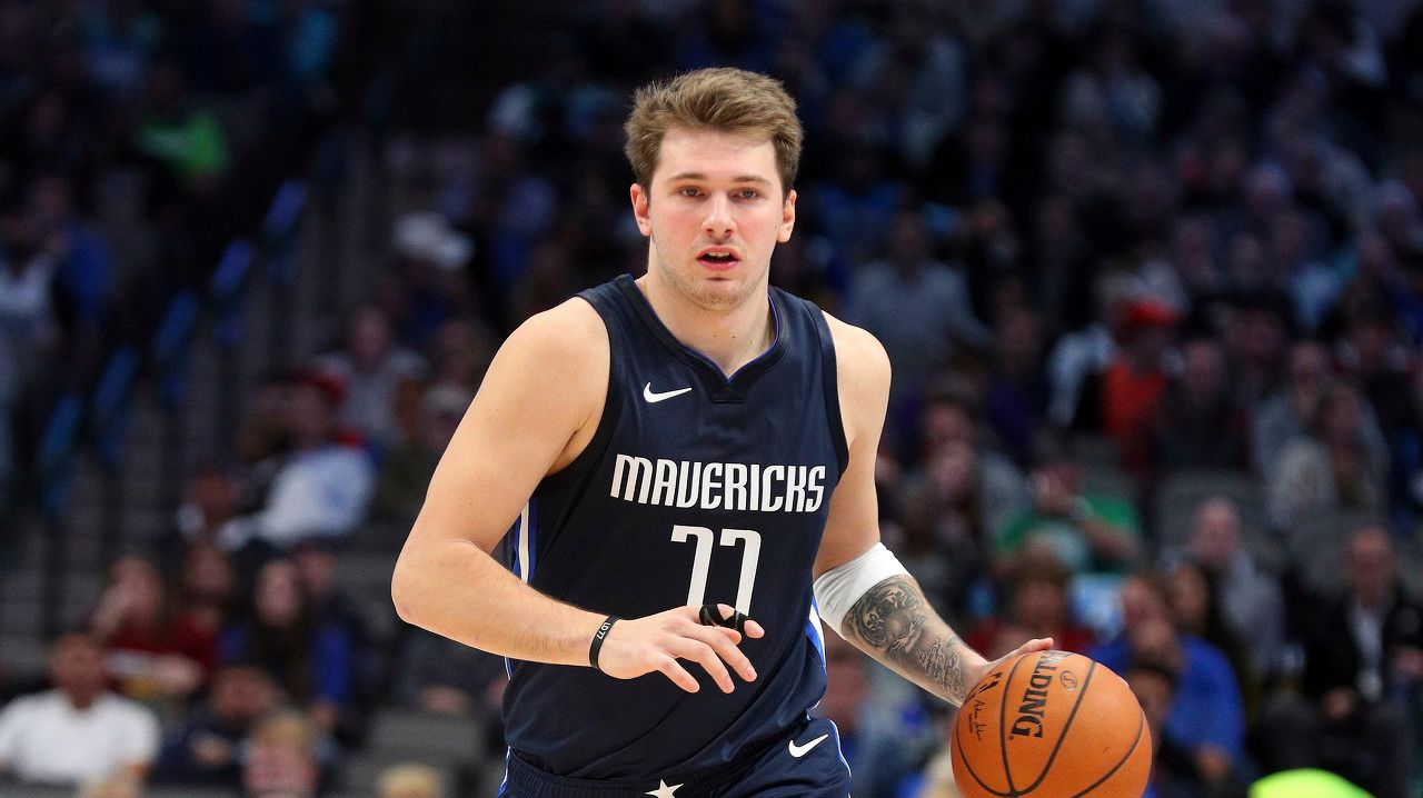 一个坠入乐 一个坠入乐